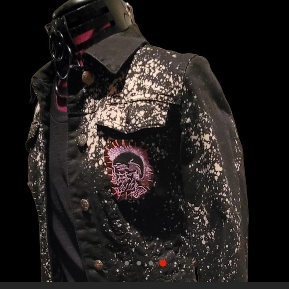Black Skull Print Women's Jacket - Picture 4 of 4